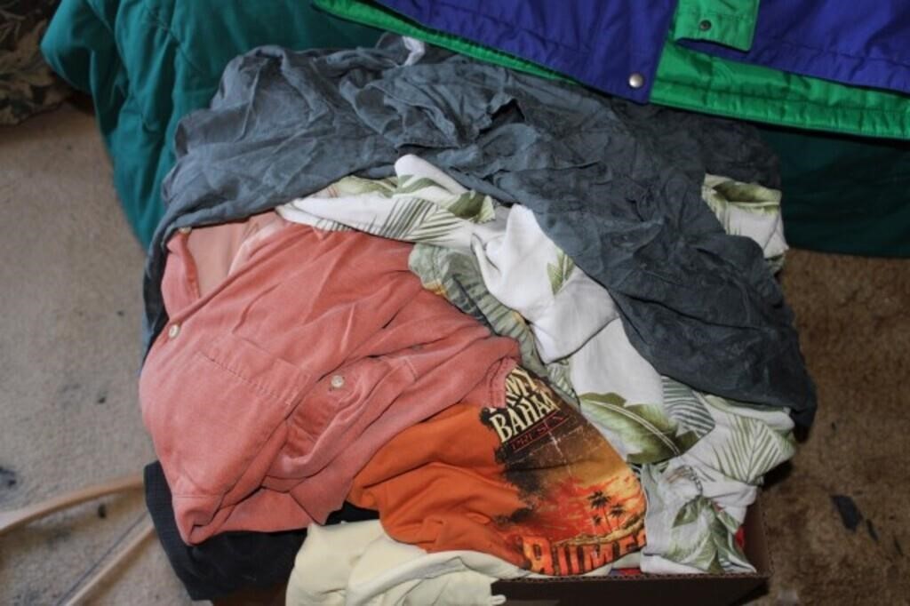 Clothing Lot: Men's Lot with Tommy Bahama Shirts