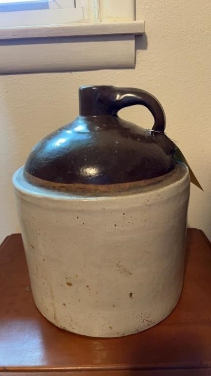 CROCK JUG BROWN & WHITE