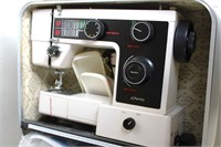 Vintage JC Penney Model 6915 Sewing Machine Works