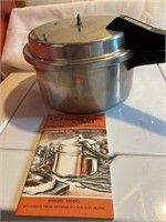 Mirro Matic pressure cooker. Vintage