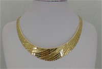 Diamond Cut Feathered Style Necklace