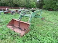 John Deere 48A Loader w/ Tine Bucket