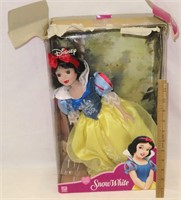 Disney Snow White NIB Box damage. As Is