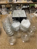LOT OF CLEAR DRINKING & SERVING GLASSES