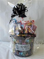 Fun Factory Taylor Swift Candy Bucket