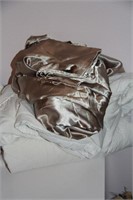 Queen-size taupe satin sheet set