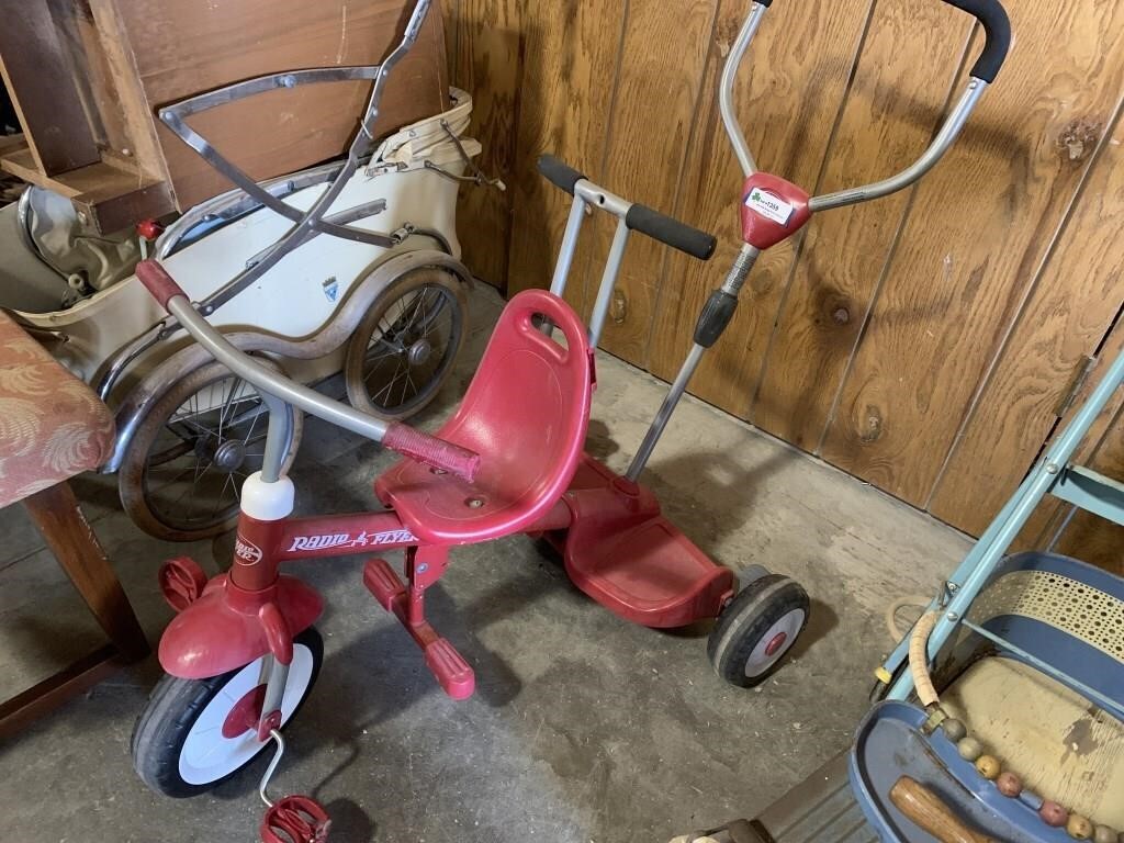 Radio Flyer double Sit & Stand Trike