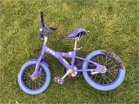 CHILDS BIKE - DAMAGES SEAT AS SHOWN