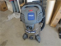 B- STAINLESS SHOP VAC