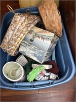 Box lot of home accents
