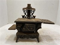 CRESCENT CAST IRON TOY  OR SALESMAN SAMPLE STOVE