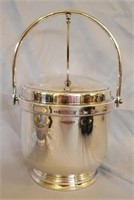 Wallace Silverplated Ice Bucket with Lid on Hinge