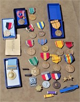 Large Lot of US Military Medals WW2 Korea