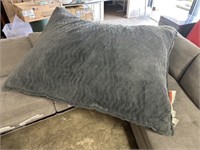 Gray jumbo crash cushion