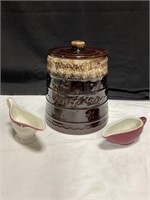 VTG Monmouth Pottery Cookie Jar