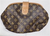 VINTAGE LOUIS VUITTON BAG,