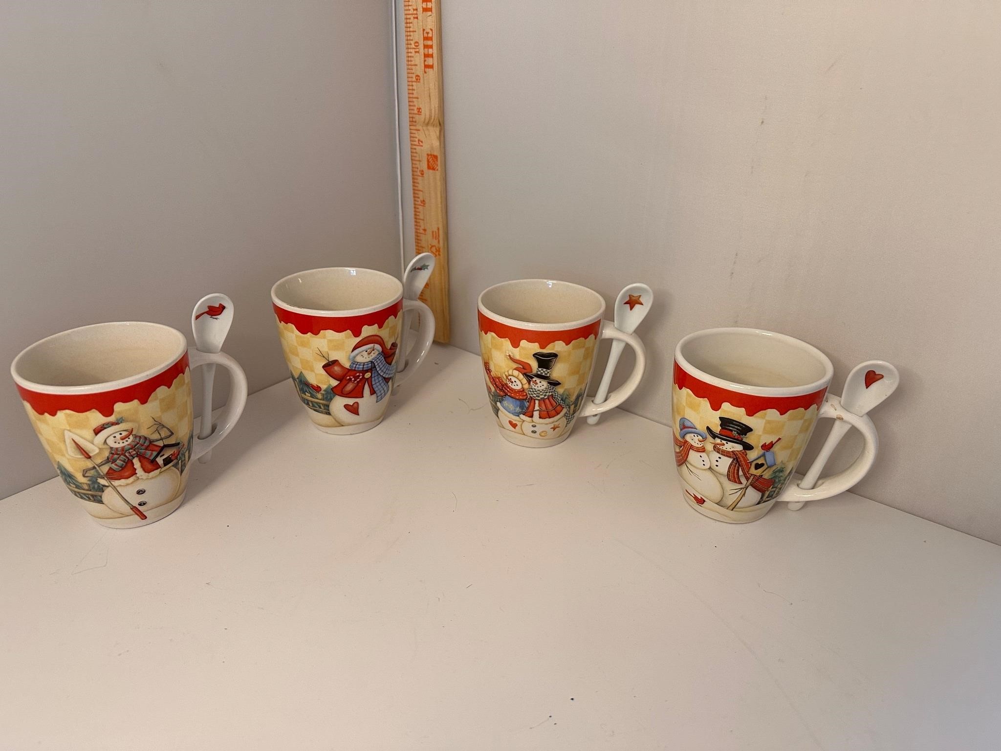 Set of 4 Snowman mugs with spoons