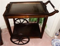 Mahogany tea cart with removable glass