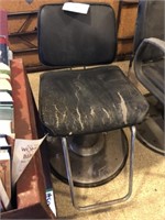 Swivel Stylist Chair (Ultimate Deer Stand Chair)