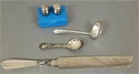 Small group of sterling items including Frigast