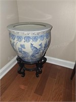 Plant Pot with Stand