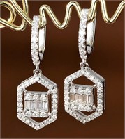 18Kt Gold Natural Diamond Earrings