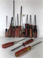 12 Assorted Phillips and Slot Head Screwdrivers
