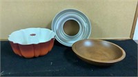 Vintage Nordic Ware MINI BUNDT PAN 8 1/2" Orange