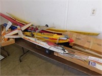 used model airplanes, parts & metal whl supports