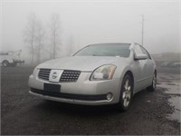 2005 Nissan Maxima SE