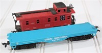 Pair of HO Scale Train Cars