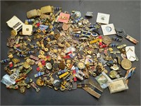 Huge collection of vintage US military medals,