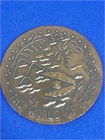 World of pearls - Mardi Gras doubloon