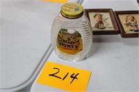 Honey bottle paper label
