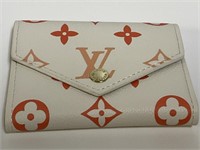 Wallet marked Louis Vuitton, New Cream Small