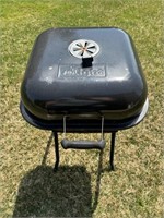 Bbq barbecue grill camping tailgating on wheels