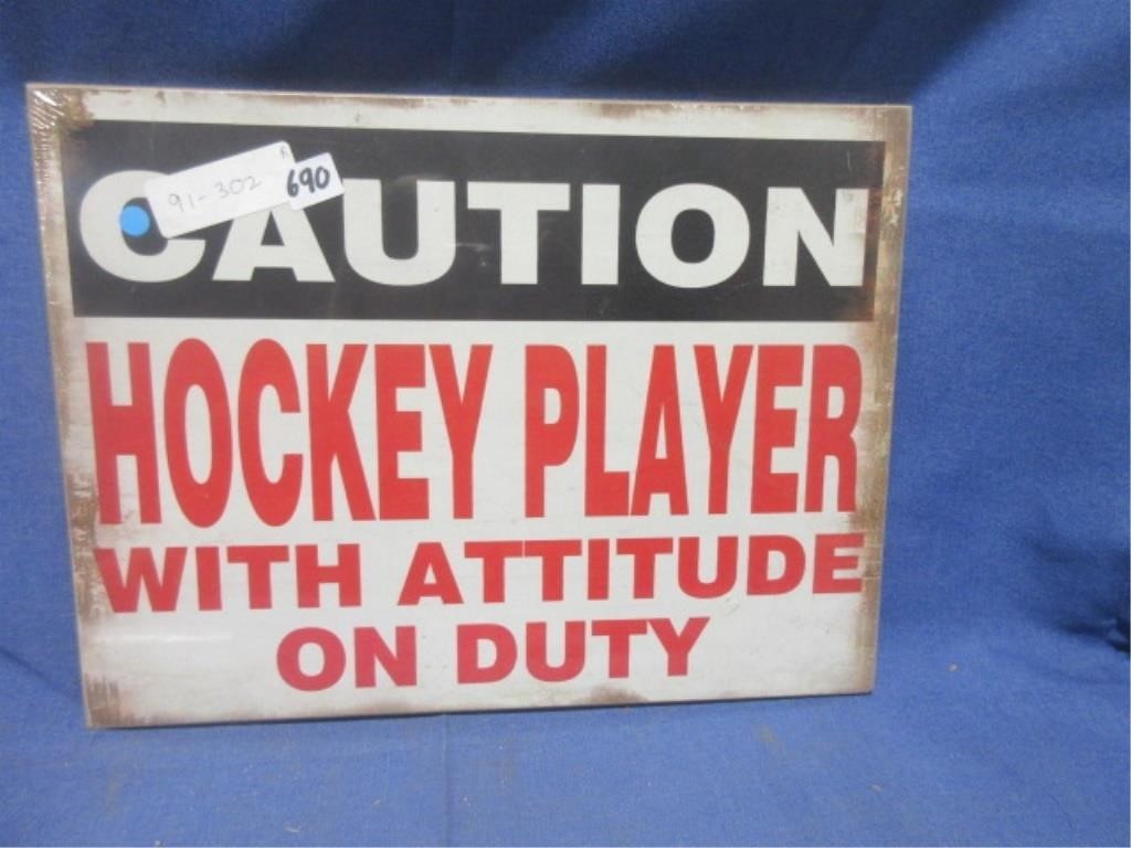 hockey player sign