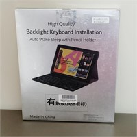 NIB Backlight Keyboard IPad Pro 12.9 (2020)