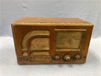 Vintage Stromberg/Carlson radio, works but needs a