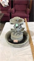 Decorative water fountain