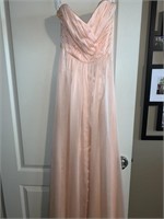 BELSOIE PEACH EVENING GOWN SIZE 6