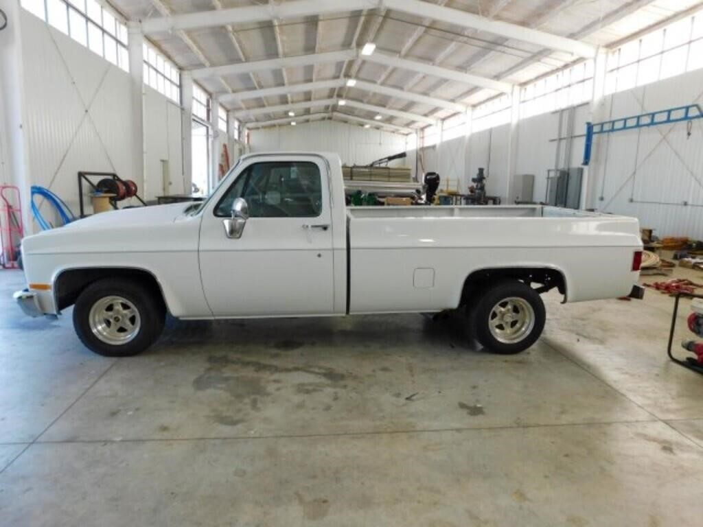 1983 Chevrolet 1/2 ton pickup