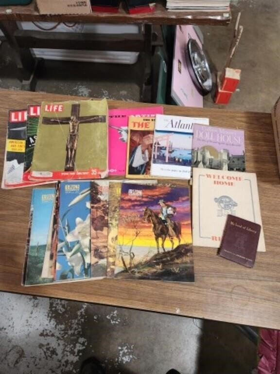 Large lot of periodicals, 1930's-1950's,