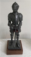 Vtg Armadura Espanola Siglo XVI Knight Figurine