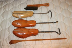 3 Shoe forms, Goldenwand brush and back scratcher