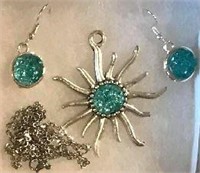 Sunburst Pendant Set