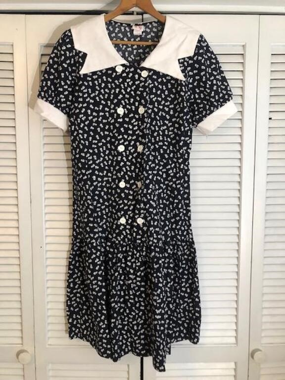 VINTAGE CLOTHING AUCTION - ENDING 7/9/2024