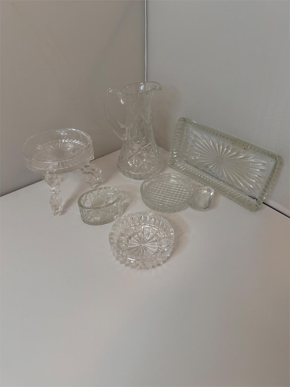 Ashtray, raised dish, miscellaneous dishes