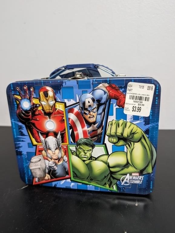 2015 Avengers Assemble Metal  Lunch Box