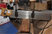Manual mitre saw